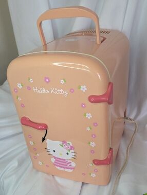 Hello Kitty Vintage 2003 Portable Mini Fridge Y2k (Cooler Working)
